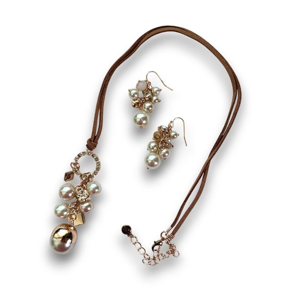 Cato Corded Pearl Cluster Necklace & Earring Set – Rose Gold Tone - Picture 8 of 10